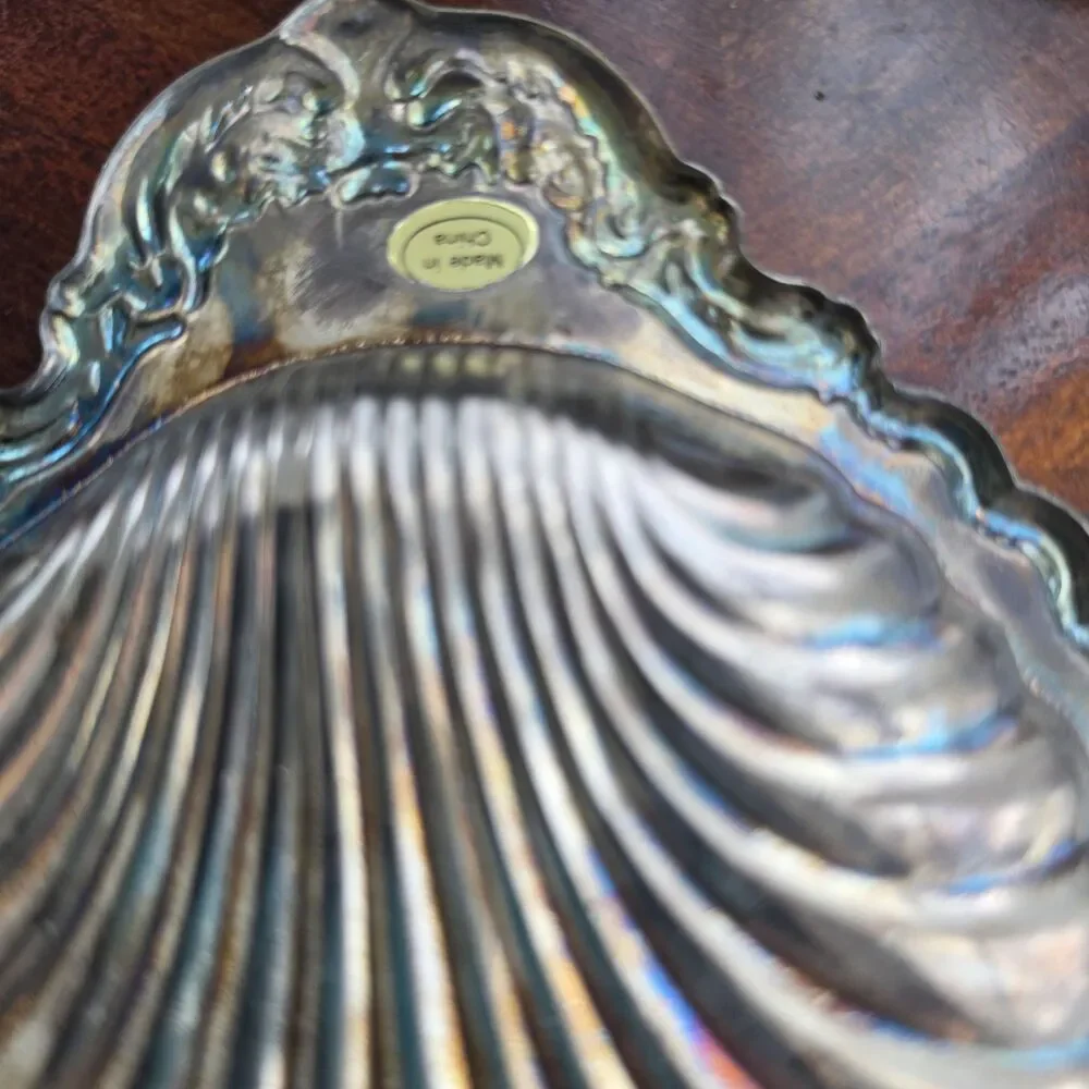 Silver Plated Fluted Clamshell Bowl (6